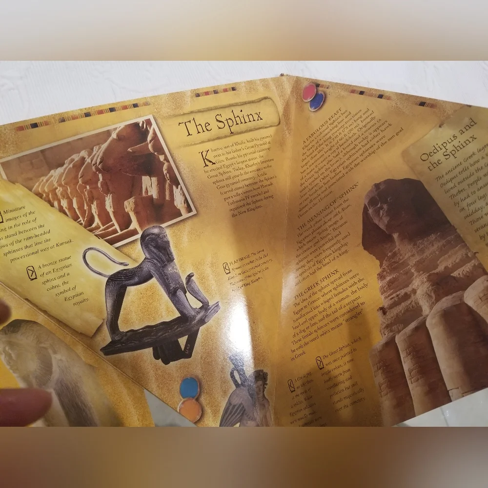 Pyramids And Mummies Book - Picture 4 of 7